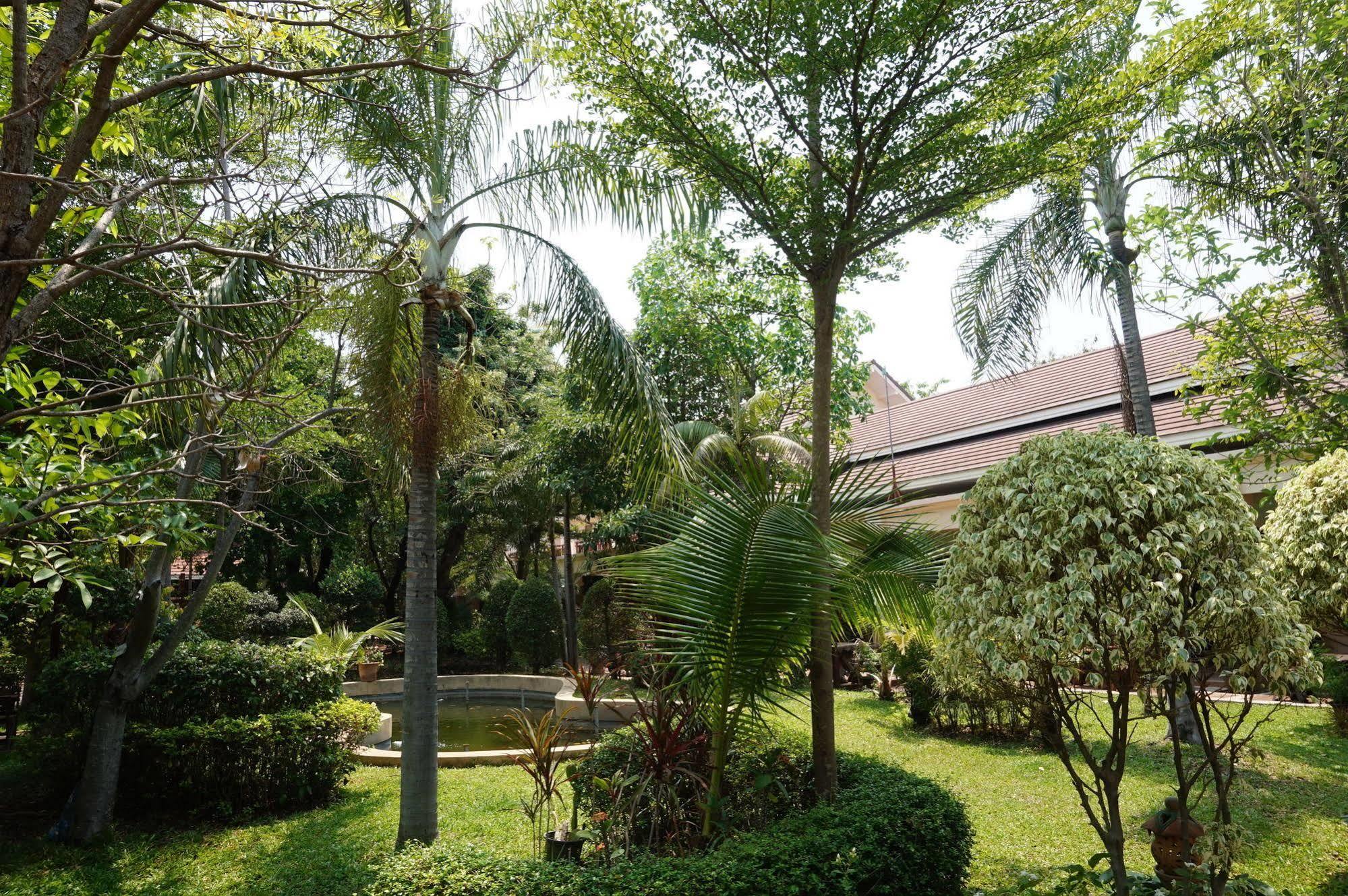 Tonwa Resort Hotel Khon Kaen Dış mekan fotoğraf